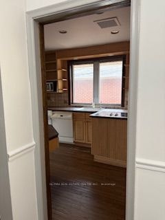 416 Lees Lane, Oakville, ON, L6L 4S7 - 4