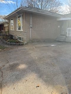 416 Lees Lane, Oakville, ON, L6L 4S7 - 34