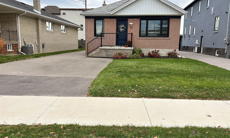 85 Floral Parkway