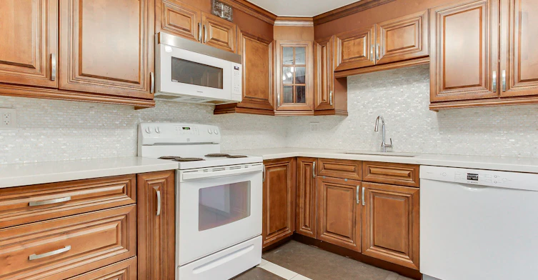 103-1400 Dixie Road, Mississauga, ON, L5E 3E1 - 9