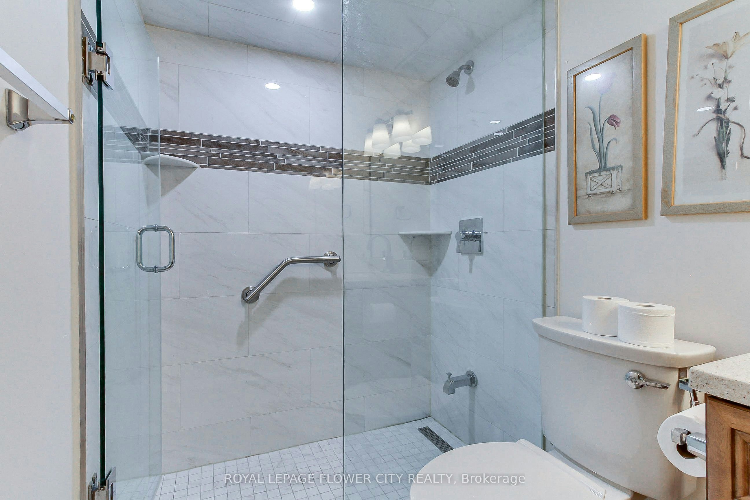 103-1400 Dixie Road, Mississauga, ON, L5E 3E1 - 26
