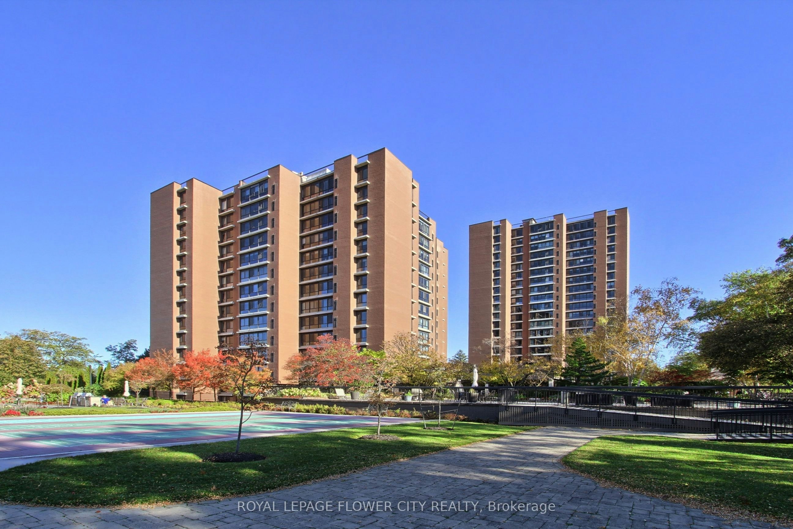 103-1400 Dixie Road, Mississauga, ON, L5E 3E1 - 2