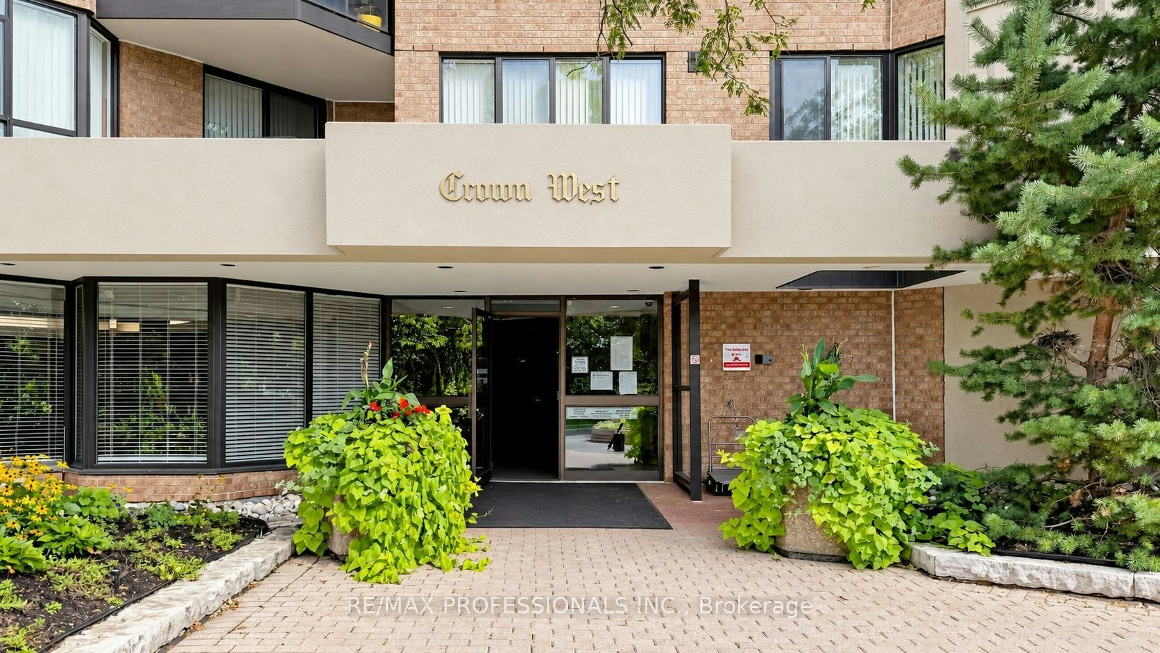 1107-20 Cherrytree Drive, Brampton, ON, L6Y 3V1
