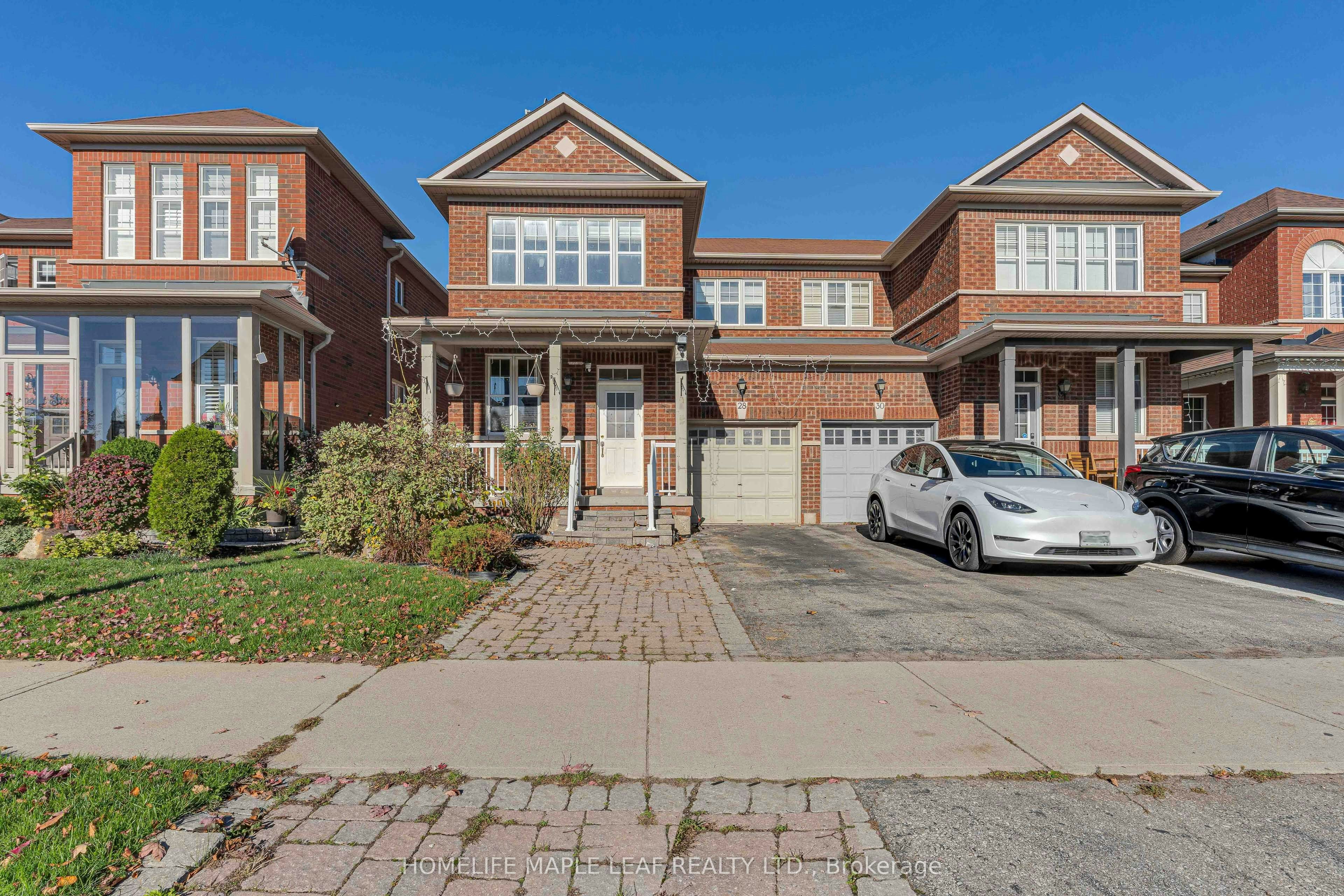 28 Vincent Street, Brampton, ON, L6R 0G8