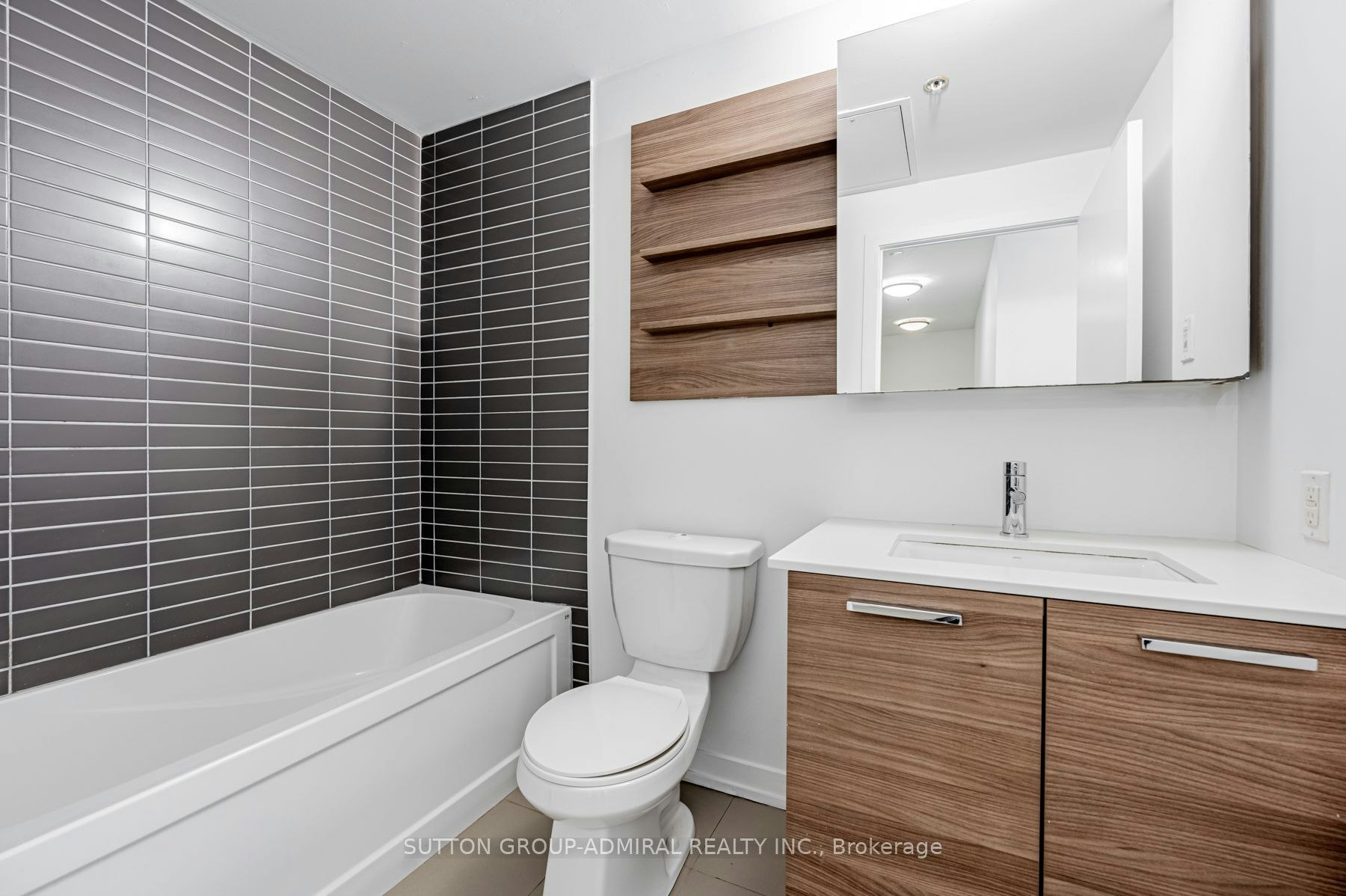 304-1205 Queen Street W, Toronto, ON, M6K 0B9 - 10