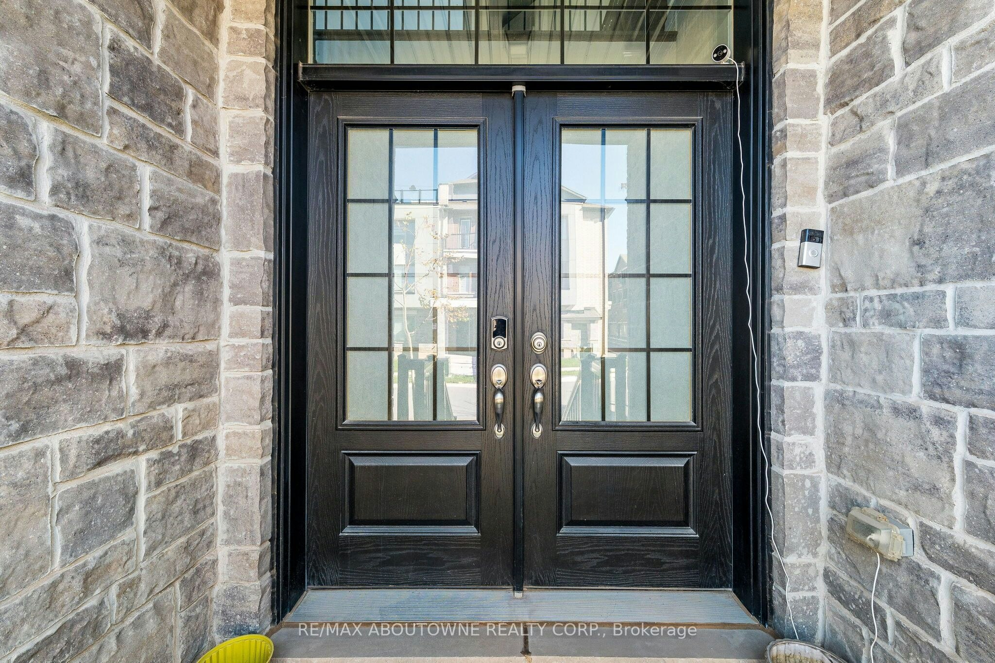 3002 Duggan Trail, Oakville, ON, L6H 7W9 - 5