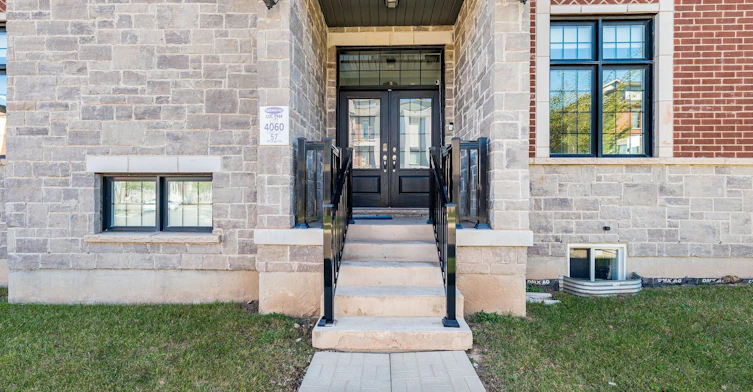3002 Duggan Trail, Oakville, ON, L6H 7W9 - 6