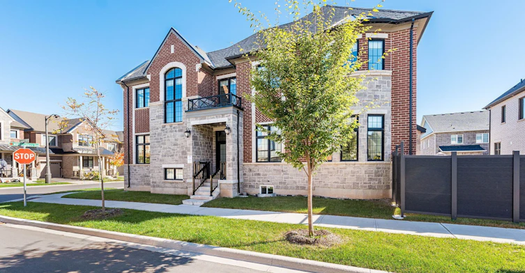 3002 Duggan Trail, Oakville, ON, L6H 7W9 - 2