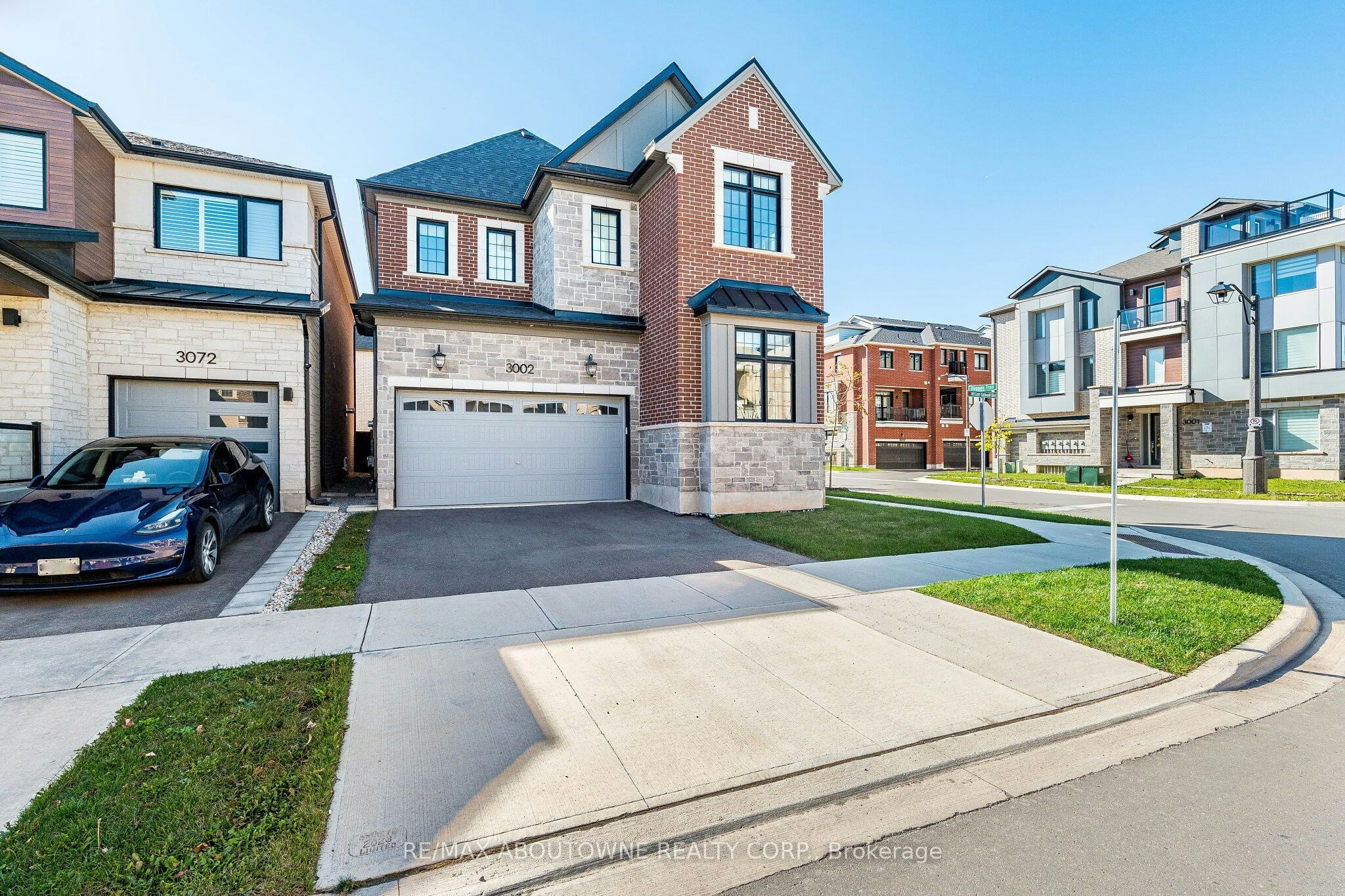 3002 Duggan Trail, Oakville, ON, L6H 7W9 - 4