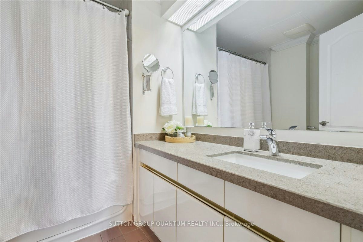 401-151 Robinson Street, Oakville, ON, L6J 7N3 - 22