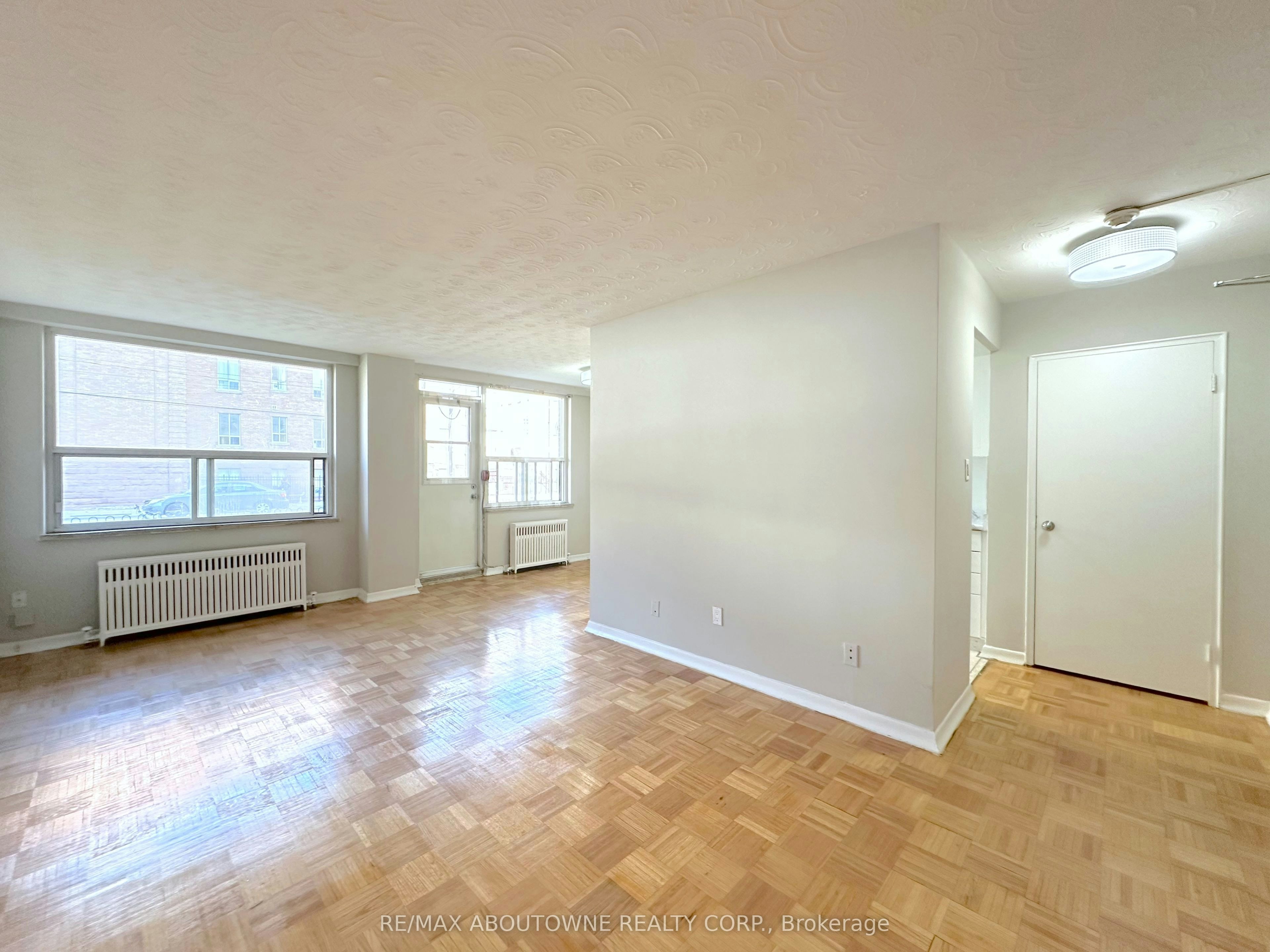 108-145 Jameson Avenue, Toronto, ON, M6K 2X4