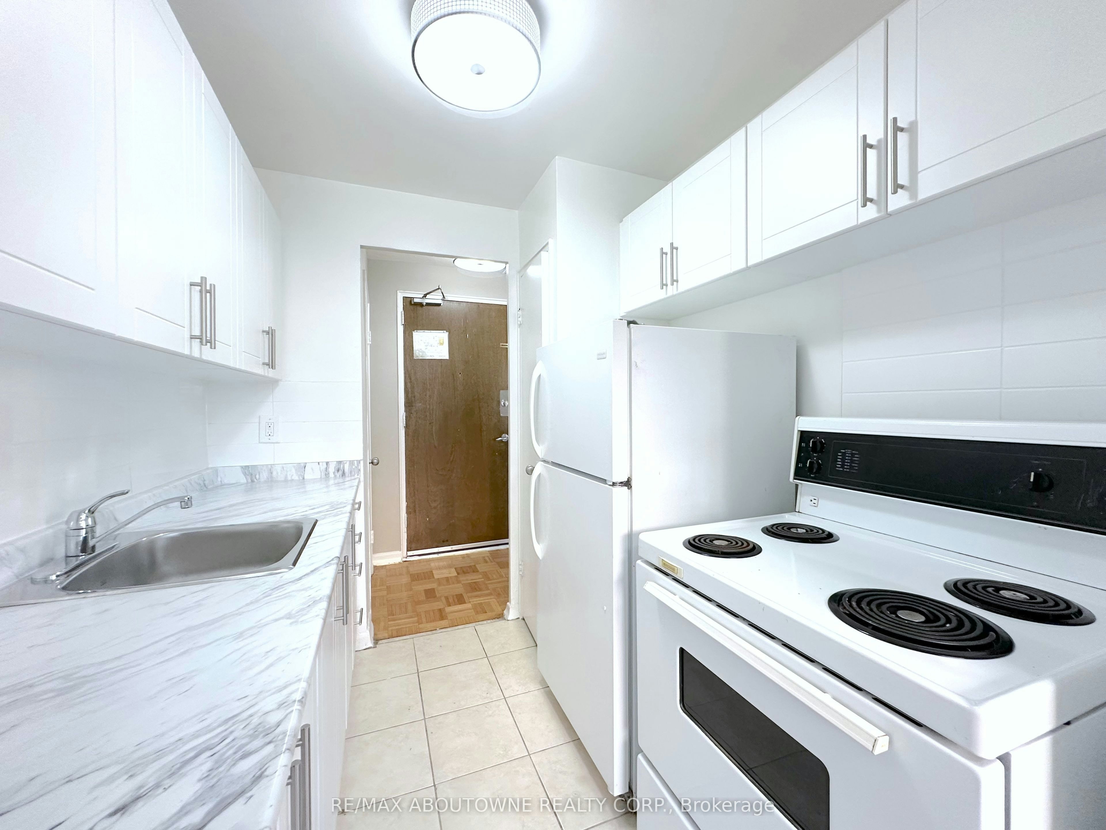 108-145 Jameson Avenue, Toronto, ON, M6K 2X4 - 6
