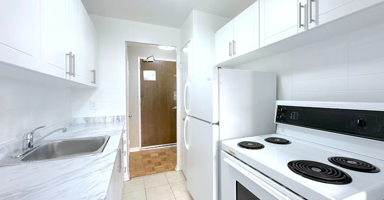 108-145 Jameson Avenue, Toronto, ON, M6K 2X4 - 6