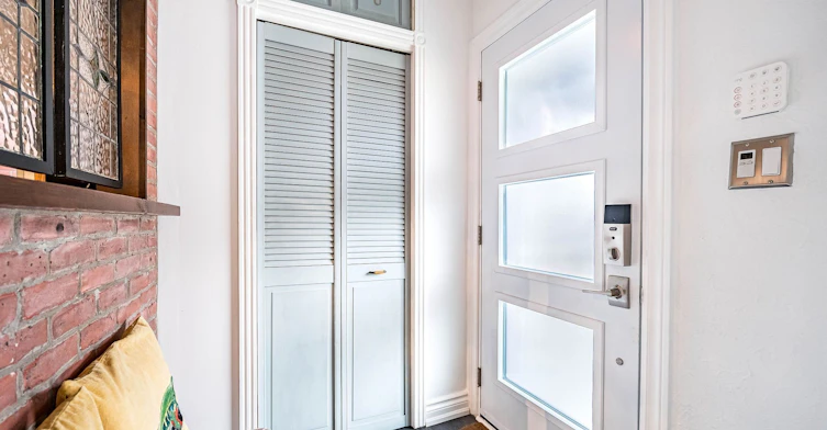 Upper Level-32 Seventh Street, Toronto, ON, M8V 3B2 - 4