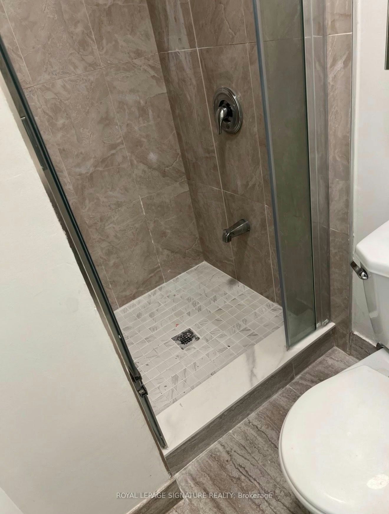 3011 Mission Hill Drive, Mississauga, ON, L5M 0B8 - 9