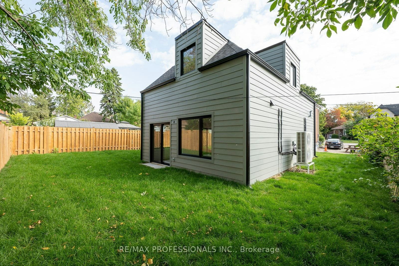 GRDNSUITE-38 Thirty Third Street, Toronto, ON, M8W 3H1 - 27