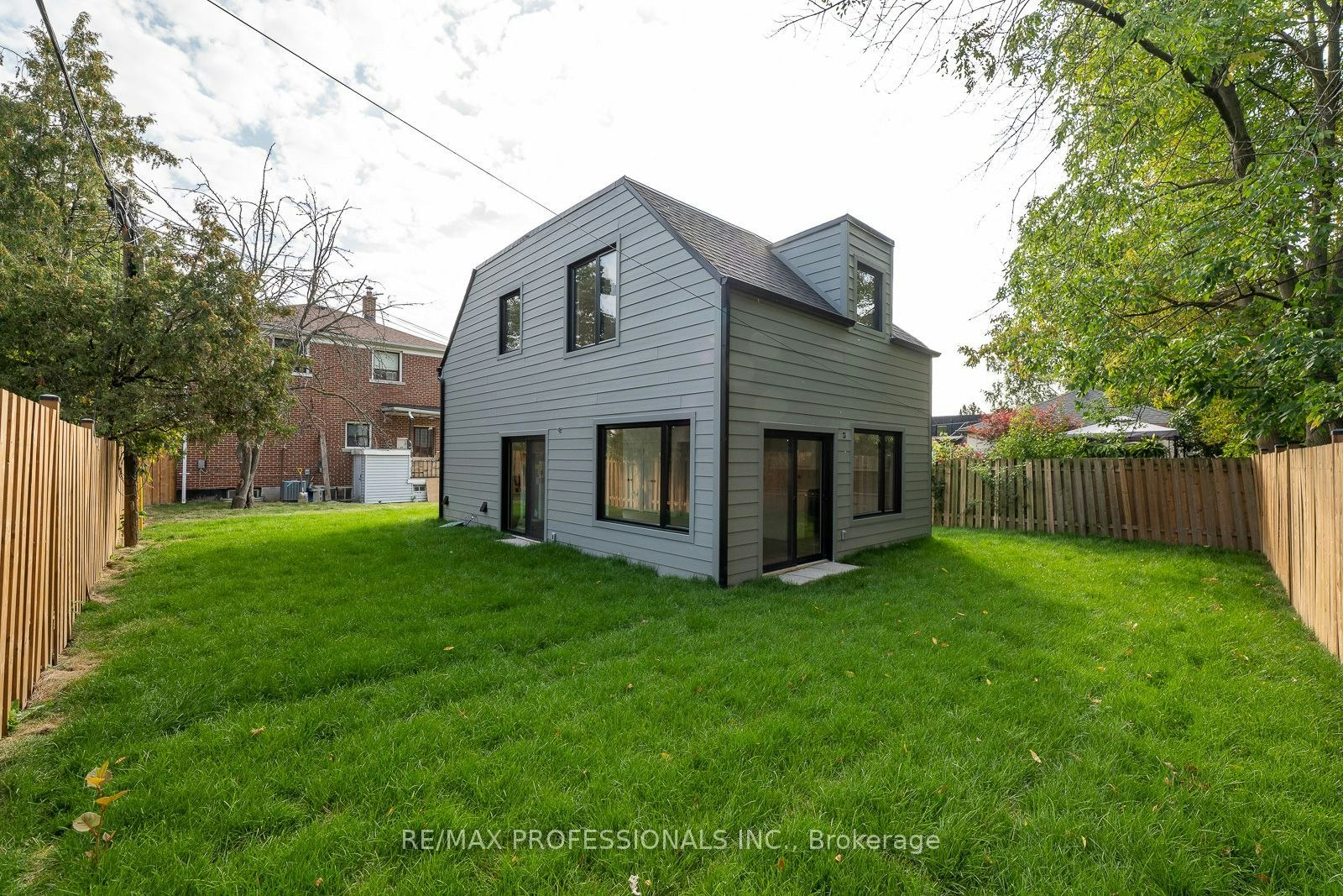 GRDNSUITE-38 Thirty Third Street, Toronto, ON, M8W 3H1 - 28
