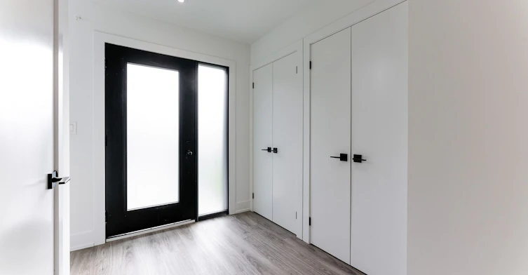 GRDNSUITE-38 Thirty Third Street, Toronto, ON, M8W 3H1 - 2
