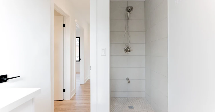 GRDNSUITE-38 Thirty Third Street, Toronto, ON, M8W 3H1 - 25