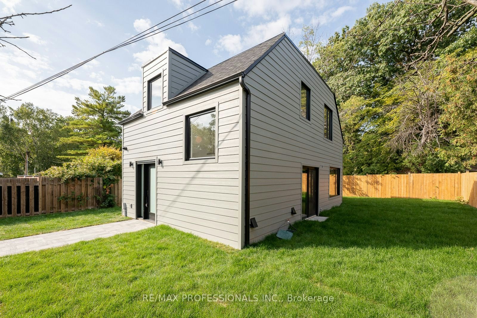GRDNSUITE-38 Thirty Third Street, Toronto, ON, M8W 3H1 - 31
