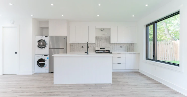 GRDNSUITE-38 Thirty Third Street, Toronto, ON, M8W 3H1 - 6