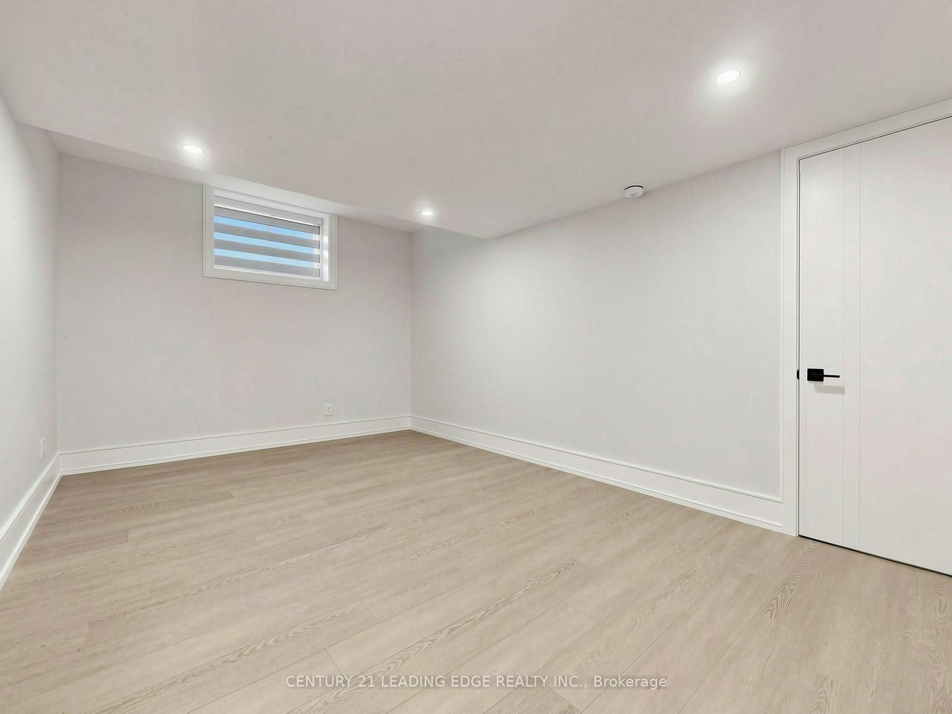 5B-170 Dixon Road, Toronto, ON, M9P 2L8 - 13