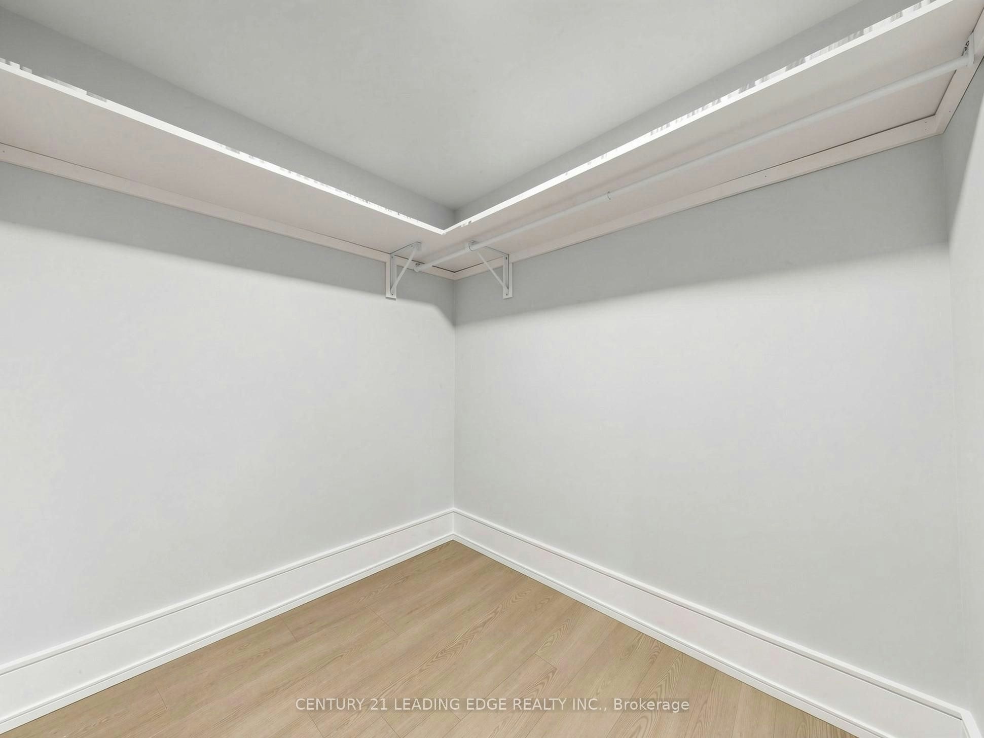 5B-170 Dixon Road, Toronto, ON, M9P 2L8 - 14