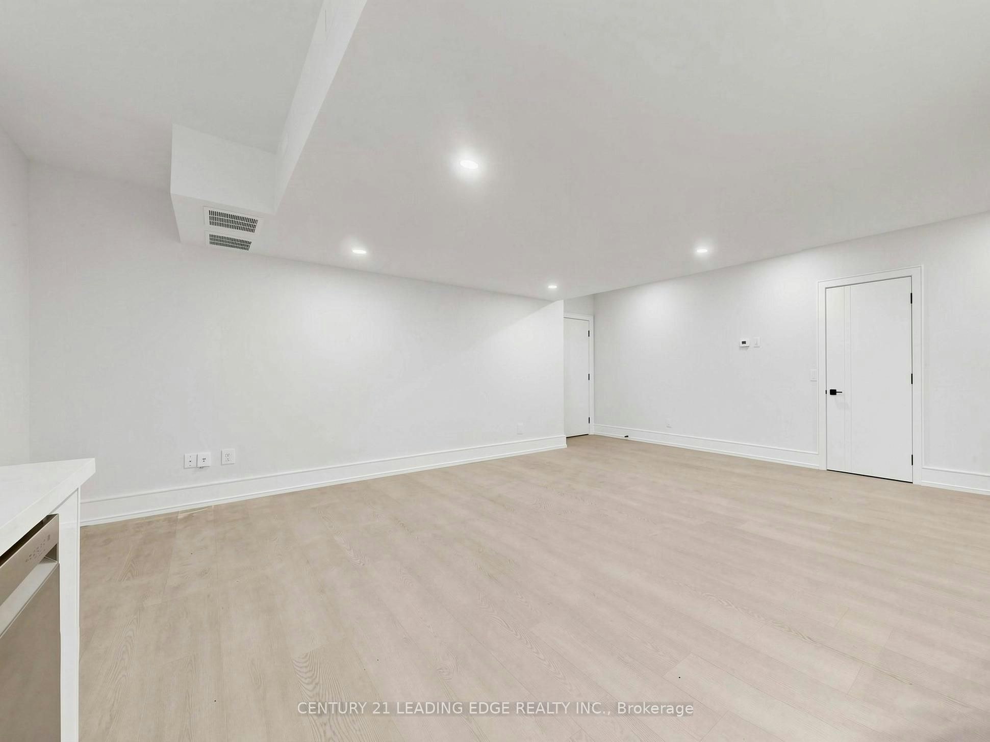 5B-170 Dixon Road, Toronto, ON, M9P 2L8 - 10