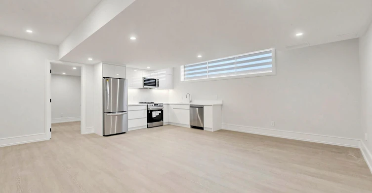 5B-170 Dixon Road, Toronto, ON, M9P 2L8 - 6