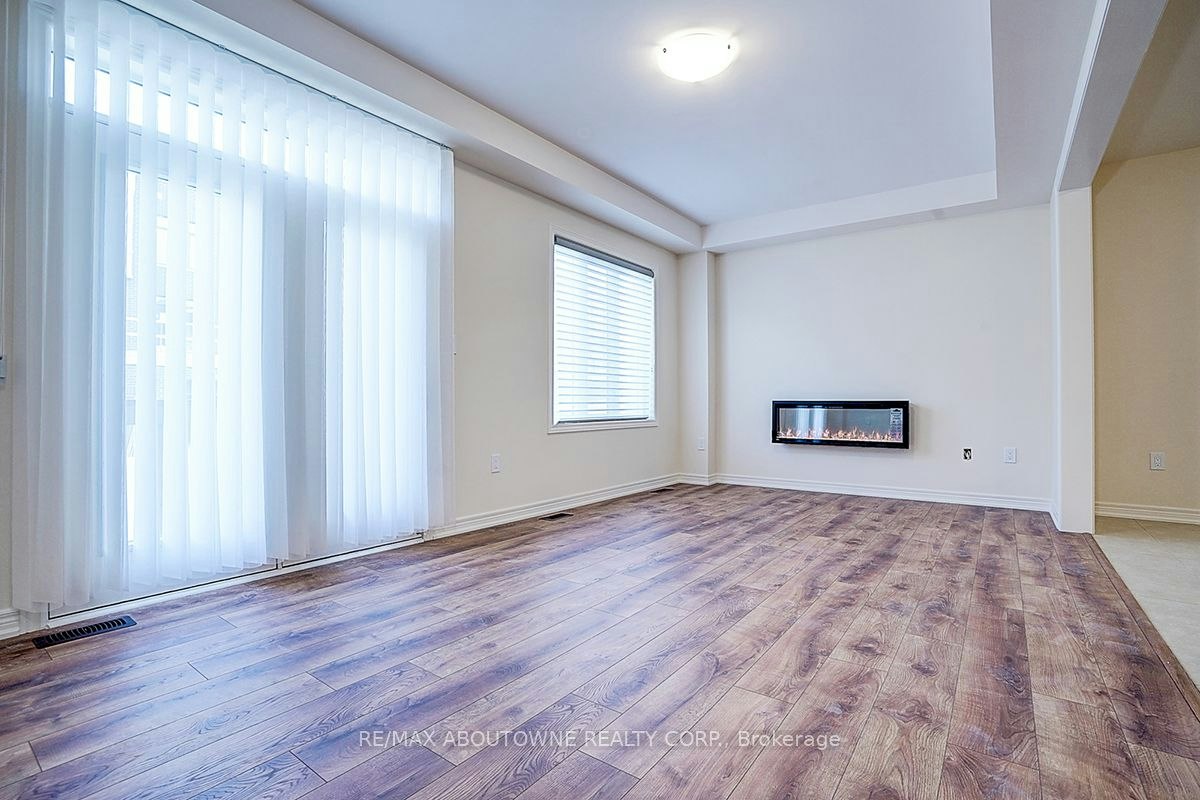 3175 Crystal Drive, Oakville, ON, L6M 0W8 - 15