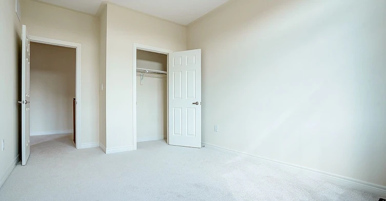 3175 Crystal Drive, Oakville, ON, L6M 0W8 - 24