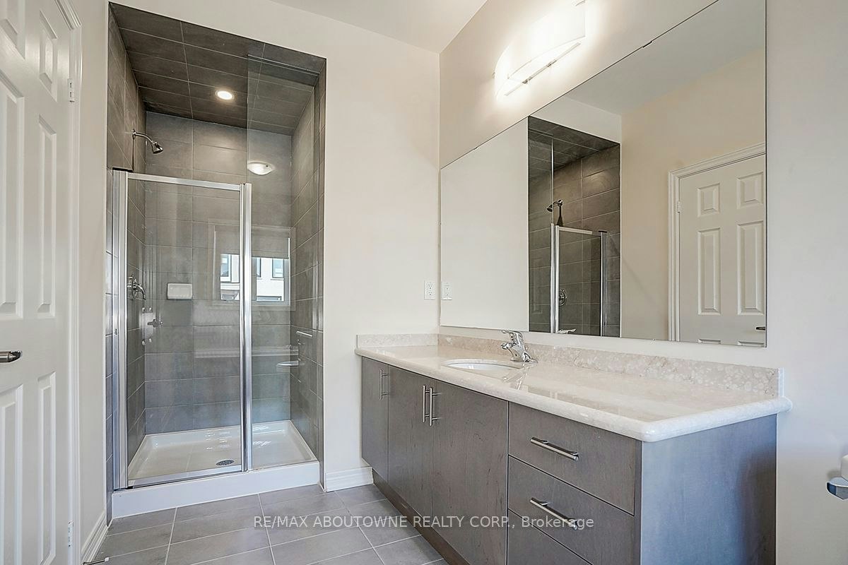 3175 Crystal Drive, Oakville, ON, L6M 0W8 - 36