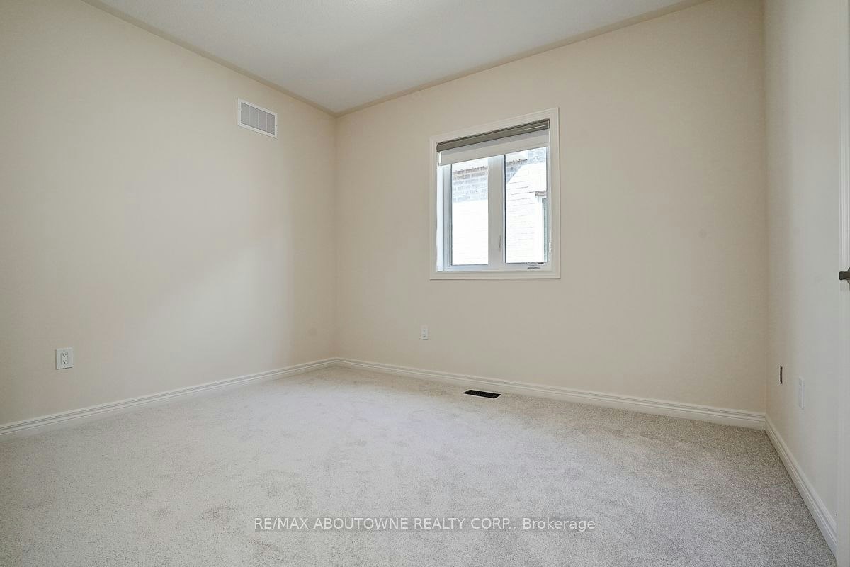3175 Crystal Drive, Oakville, ON, L6M 0W8 - 28