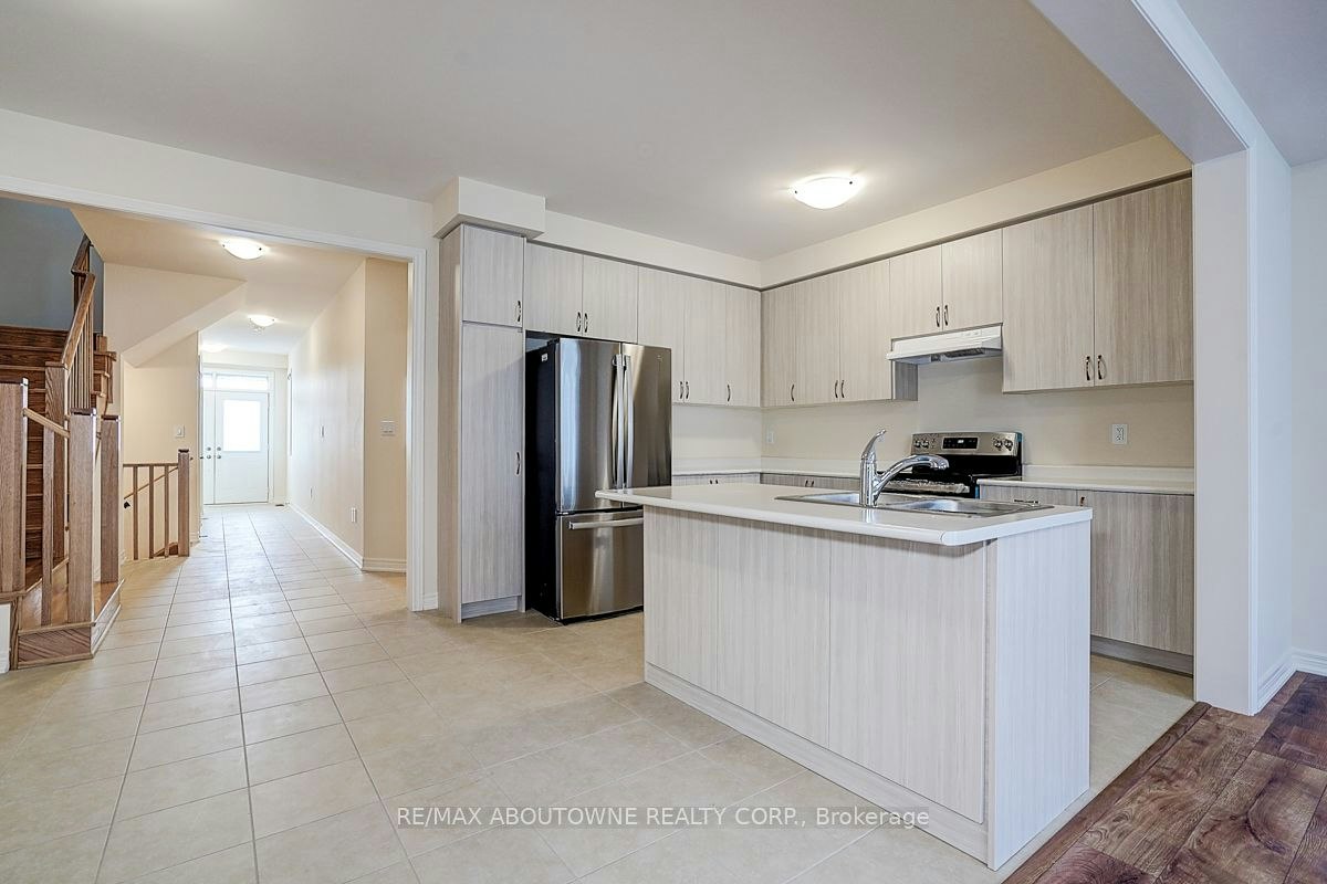 3175 Crystal Drive, Oakville, ON, L6M 0W8 - 9