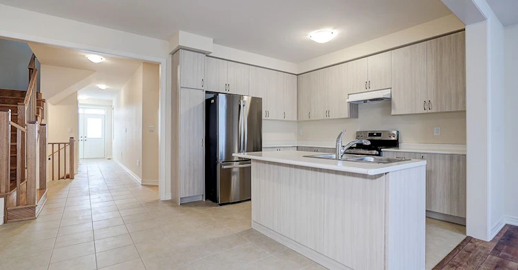 3175 Crystal Drive, Oakville, ON, L6M 0W8 - 9