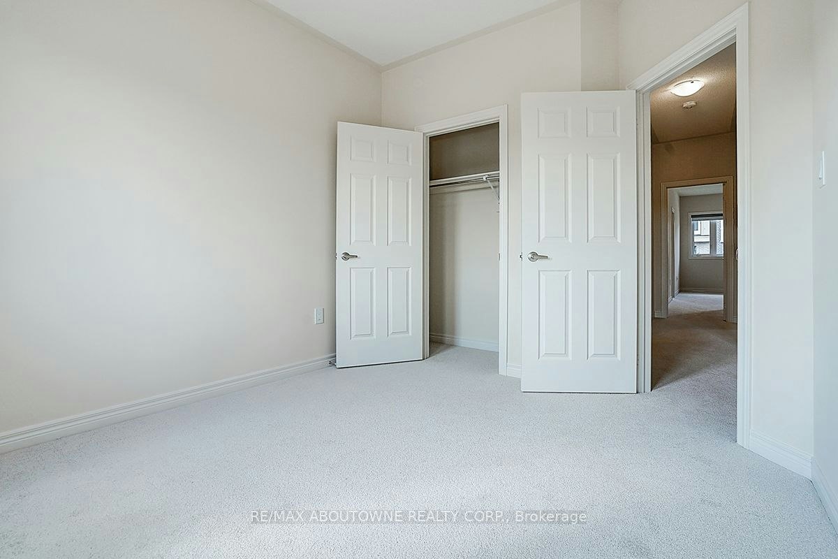 3175 Crystal Drive, Oakville, ON, L6M 0W8 - 26