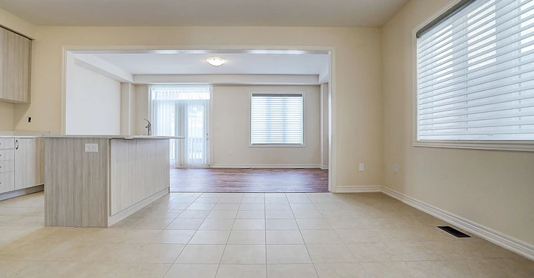 3175 Crystal Drive, Oakville, ON, L6M 0W8 - 7