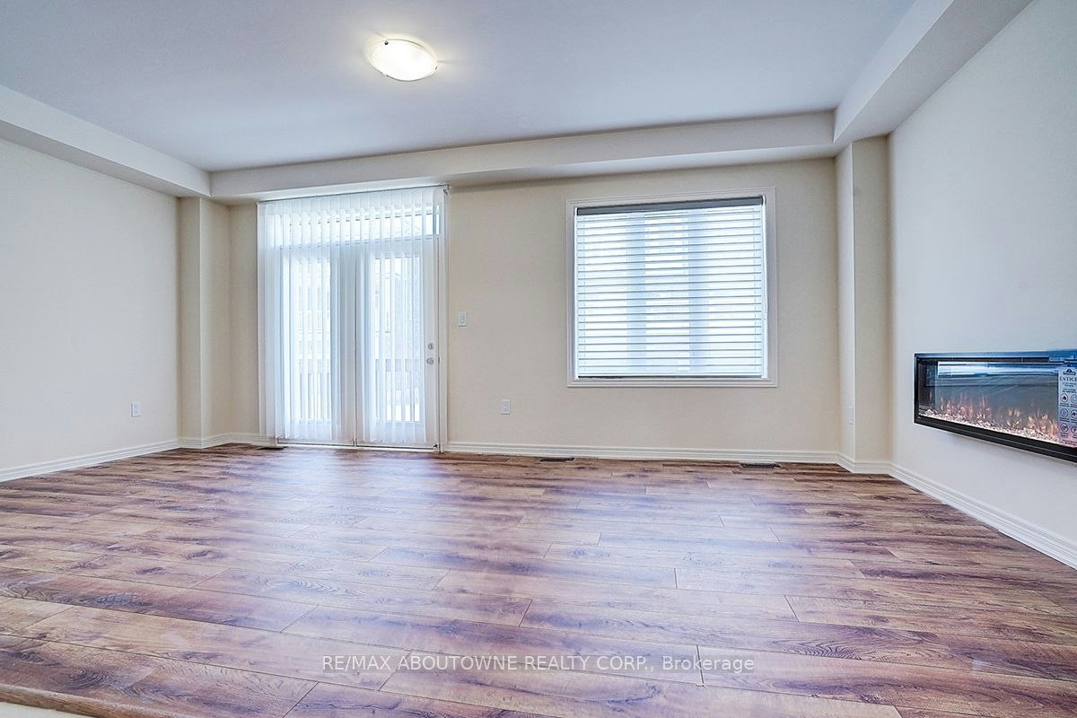 3175 Crystal Drive, Oakville, ON, L6M 0W8 - 22