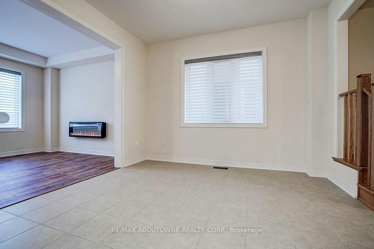 3175 Crystal Drive, Oakville, ON, L6M 0W8 - 14