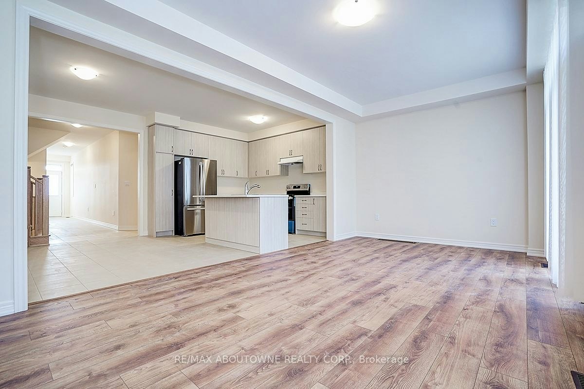 3175 Crystal Drive, Oakville, ON, L6M 0W8 - 20