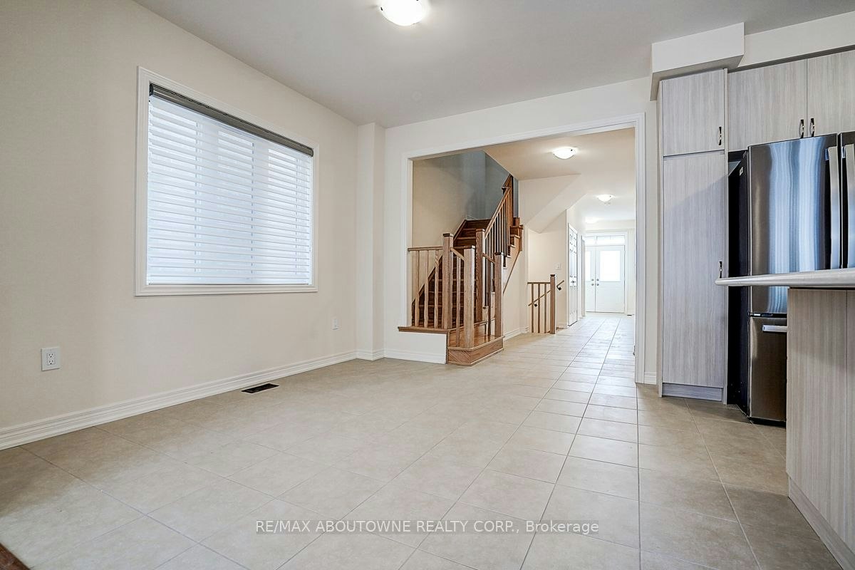 3175 Crystal Drive, Oakville, ON, L6M 0W8 - 17