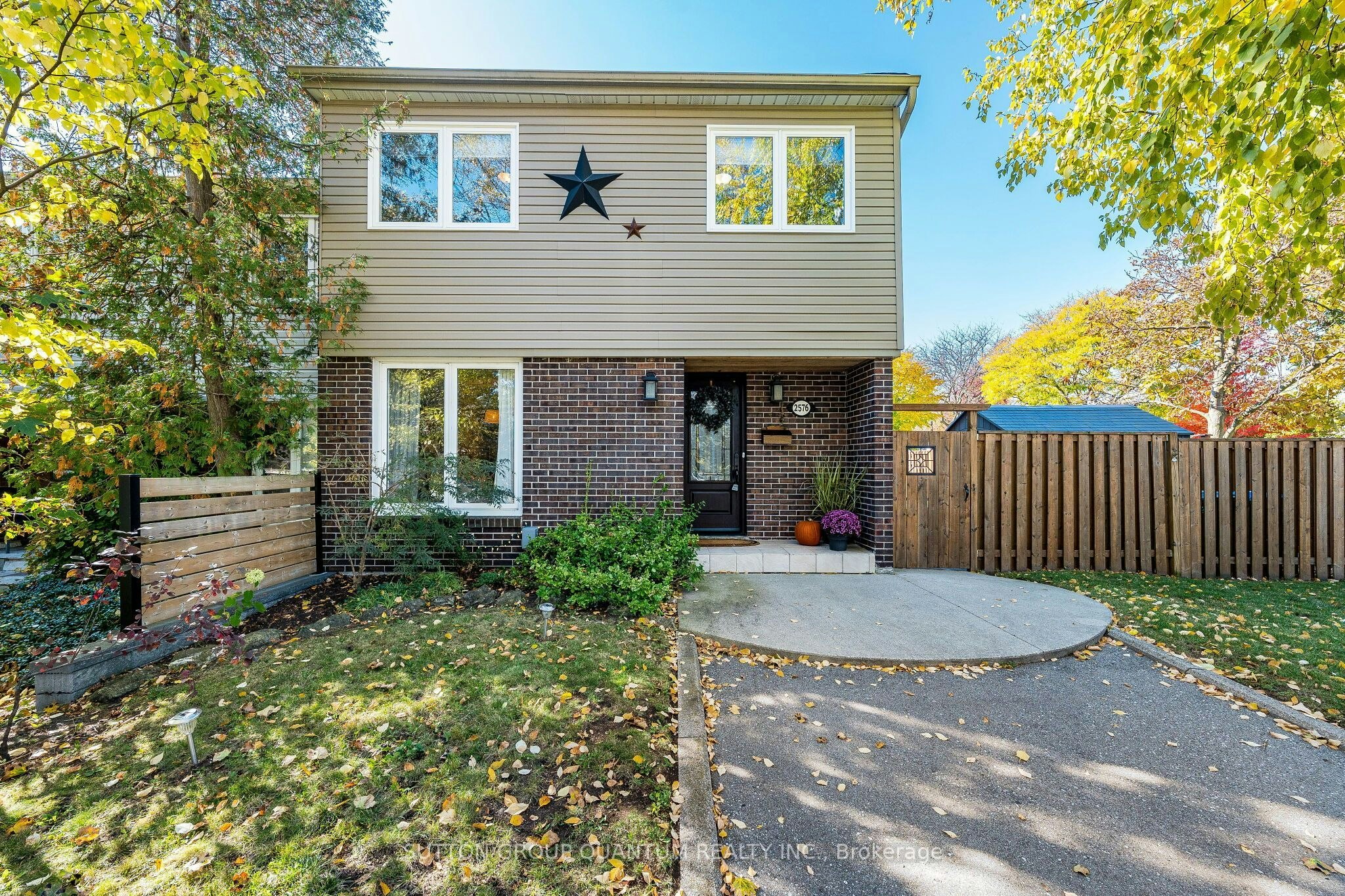 2576 Mainroyal Street, Mississauga, ON, L5L 1C9