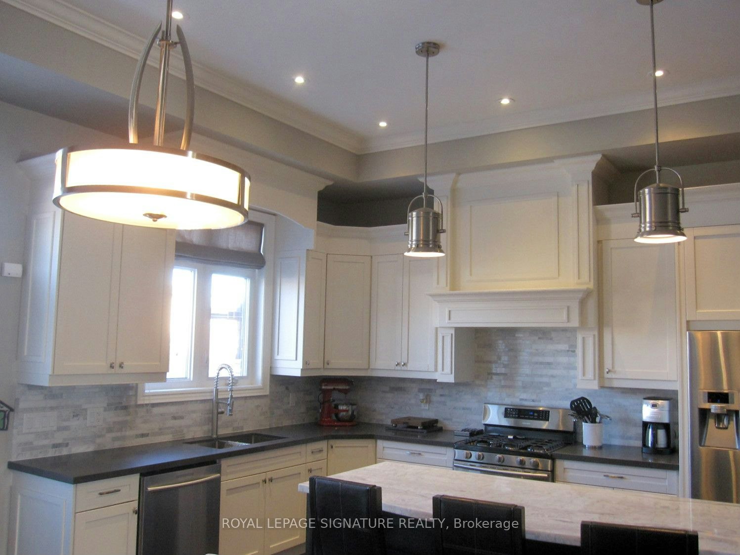 18B Algoma Street, Toronto, ON, M8Y 1C3 - 17