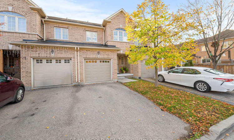 33 Bay Breeze Drive