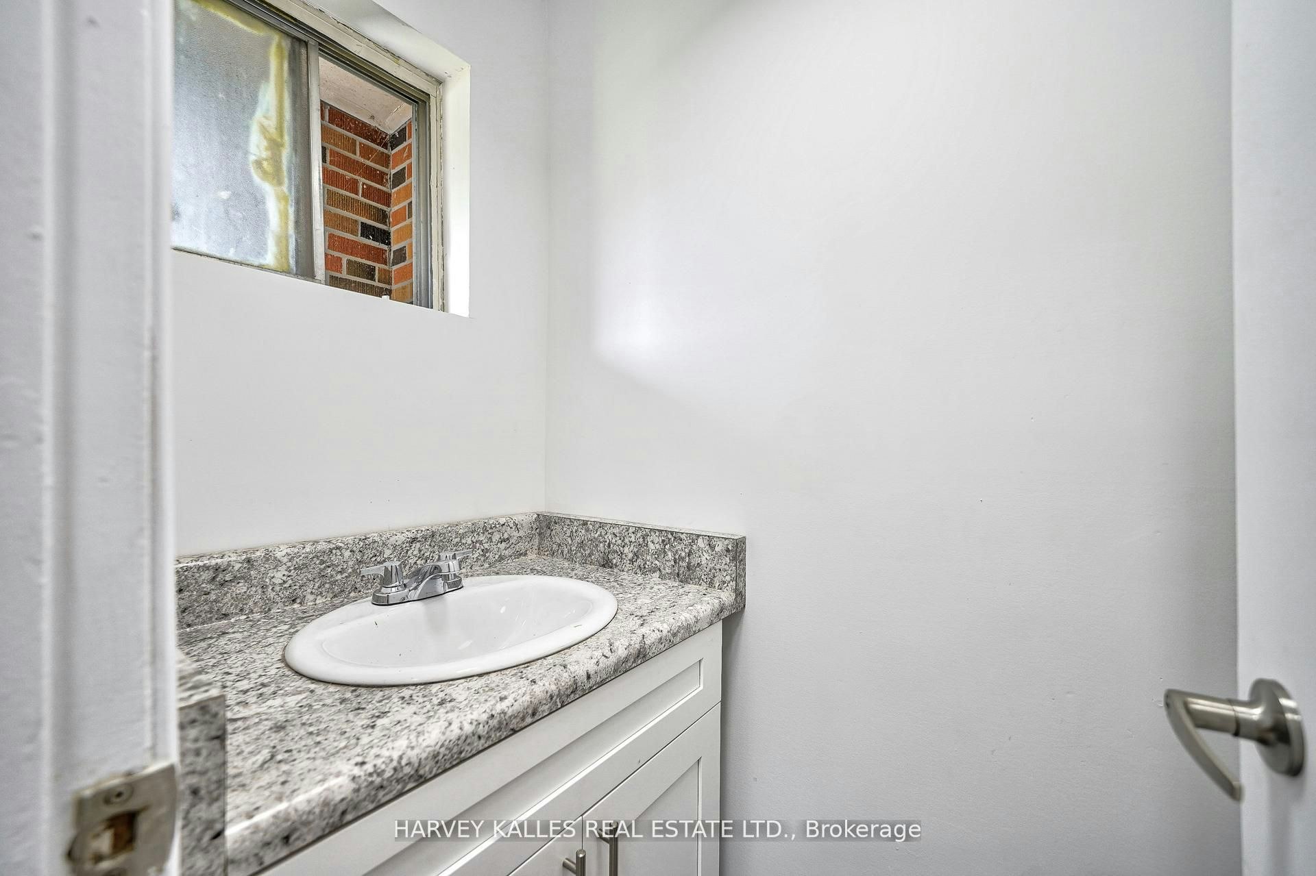 TH602-2012 Sheppard Avenue W, Toronto, ON, M3N 1A2 - 4