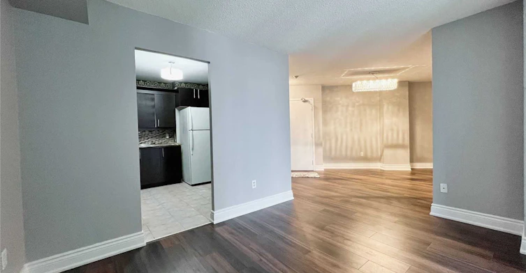 1506-3559 Eglinton Avenue, Toronto, ON, M6M 5C6 - 3
