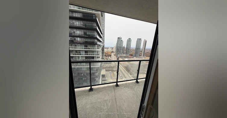 2707-38 Annie Craig Drive, Toronto, ON, M8V 0G9 - 11