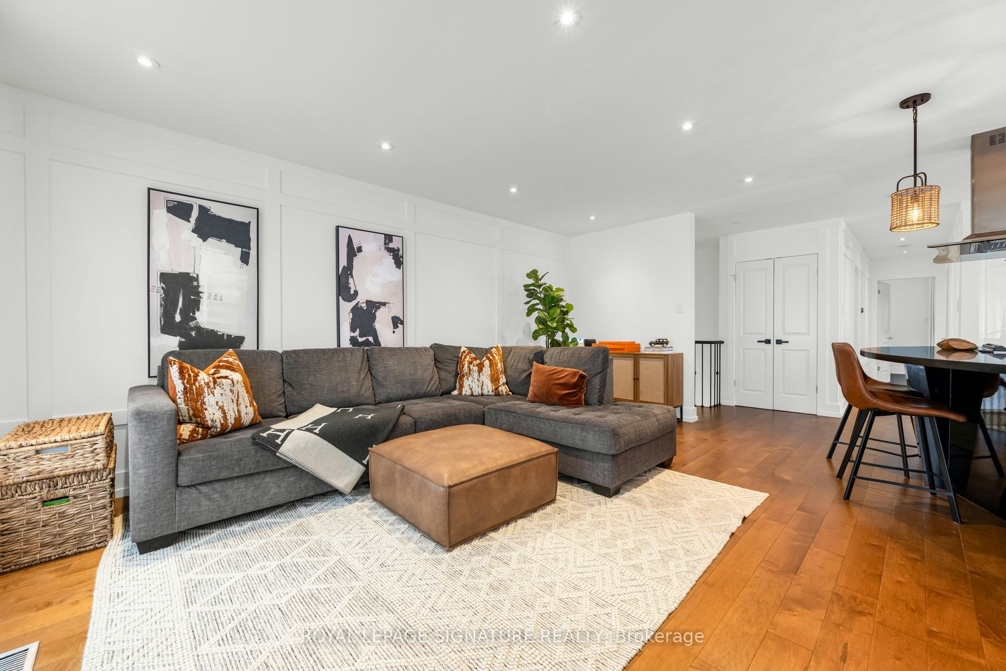 2364 Wyandotte Drive, Oakville, ON, L6L 2T6 - 3