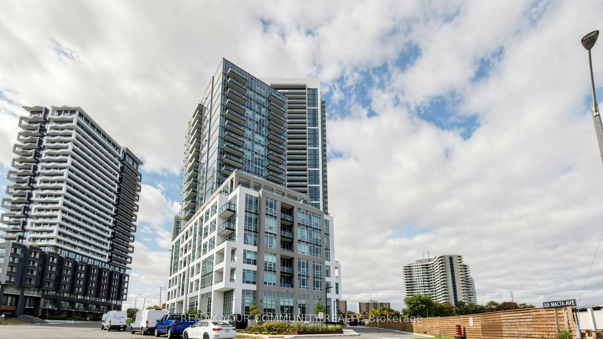 3605-209 Steeles Avenue W, Brampton, ON, L6Y 6M5 - 2