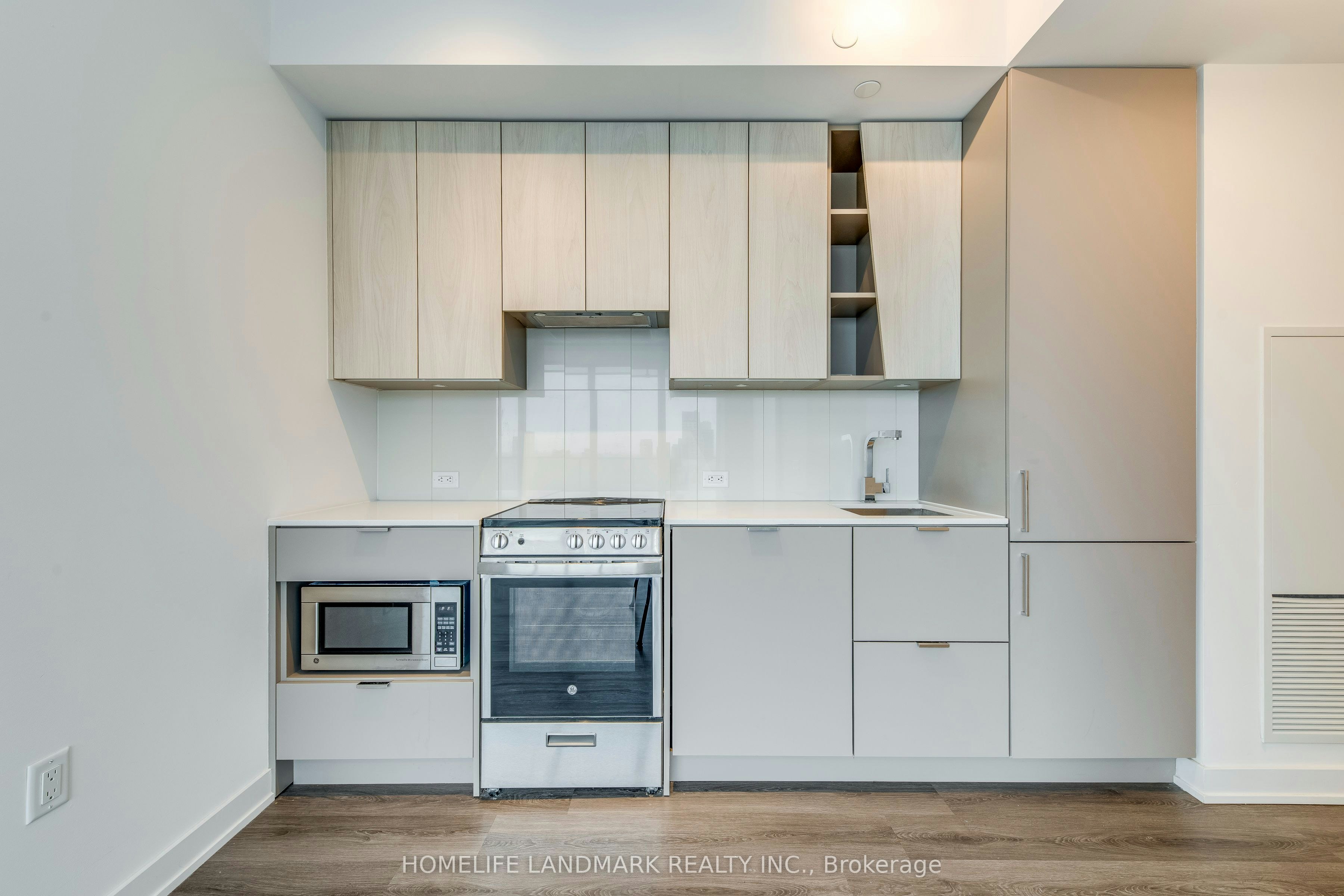 2304-3883 Quartz Road, Mississauga, ON, L5B 0M4 - 11